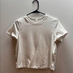 Lululemon Athletica Cream Cropped Short Sleeve Tee
